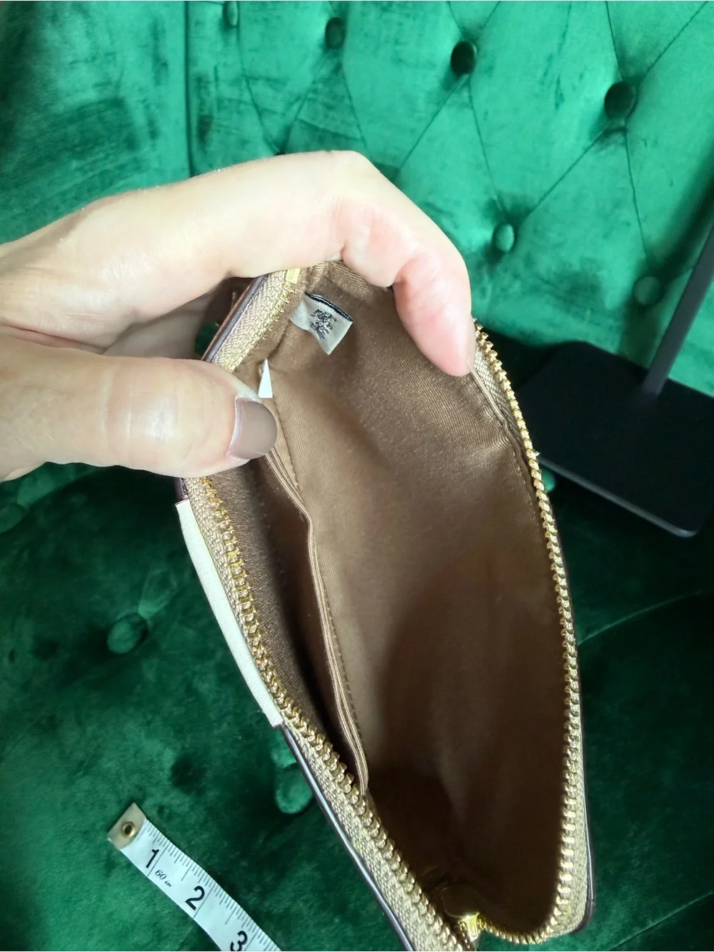 Coach Signature Canvas Corner Zip Wristlet Sand Chalk CW854